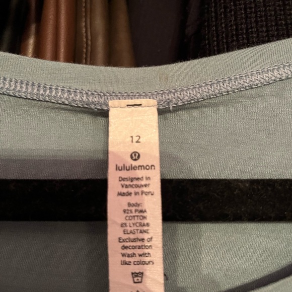 lululemon top - Picture 2 of 2
